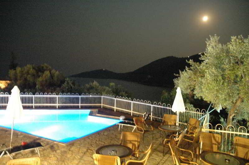 Rouda Bay Hotel 미크로스 지알로스 외부 사진